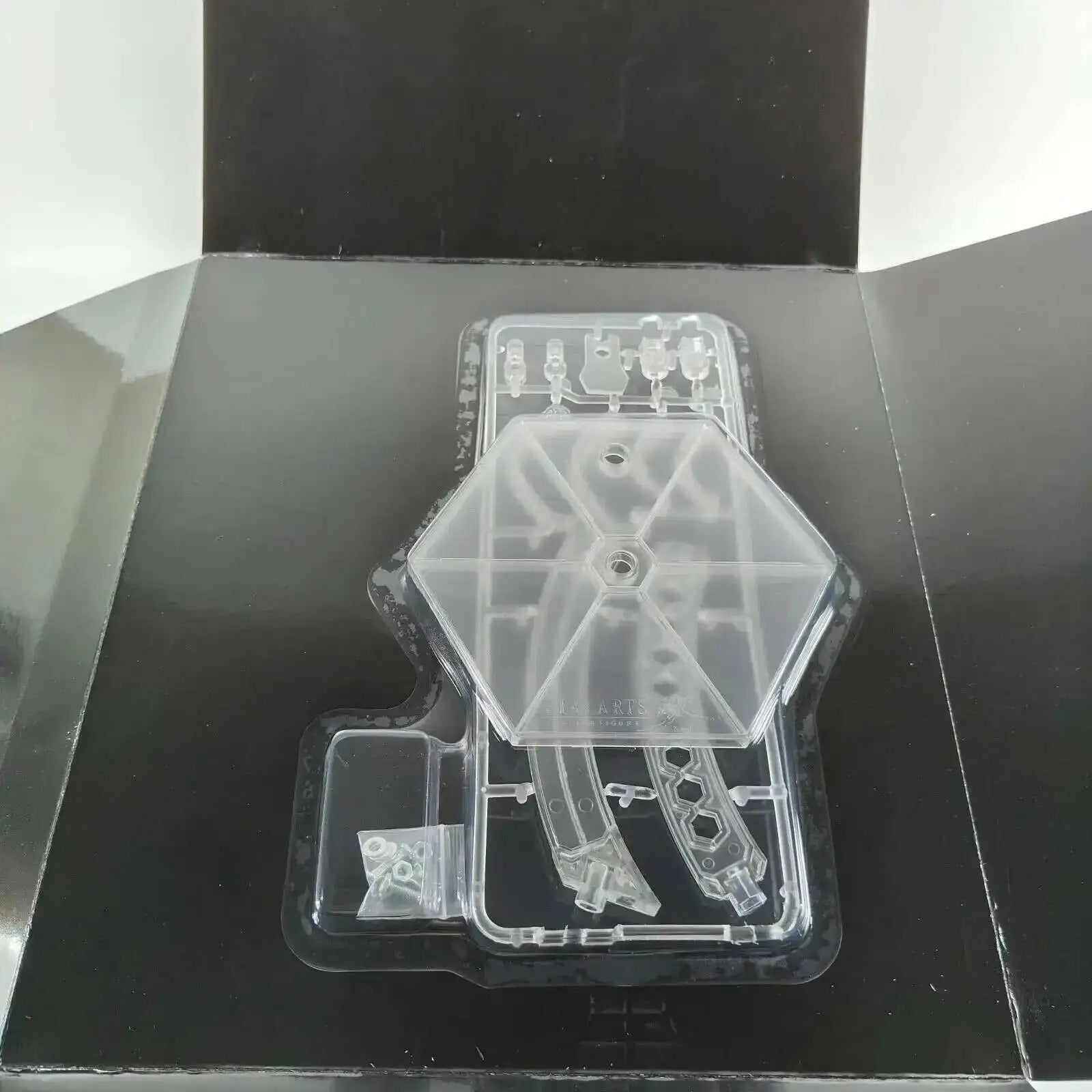 Figurine Sephiroth Final Fantasy VII Remake 25 cm RetroVerse